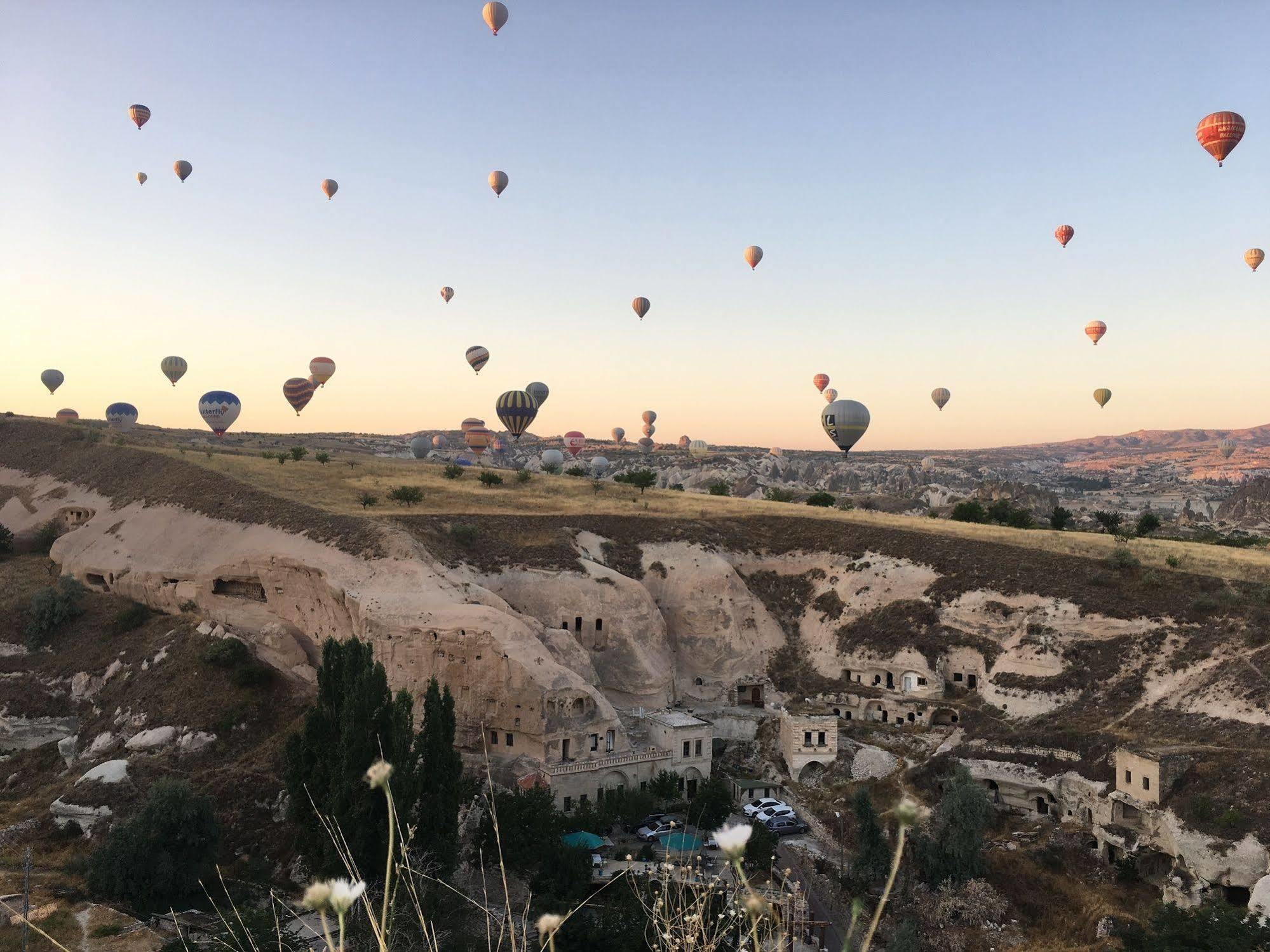 The Village Cave Hotel Goreme Bagian luar foto
